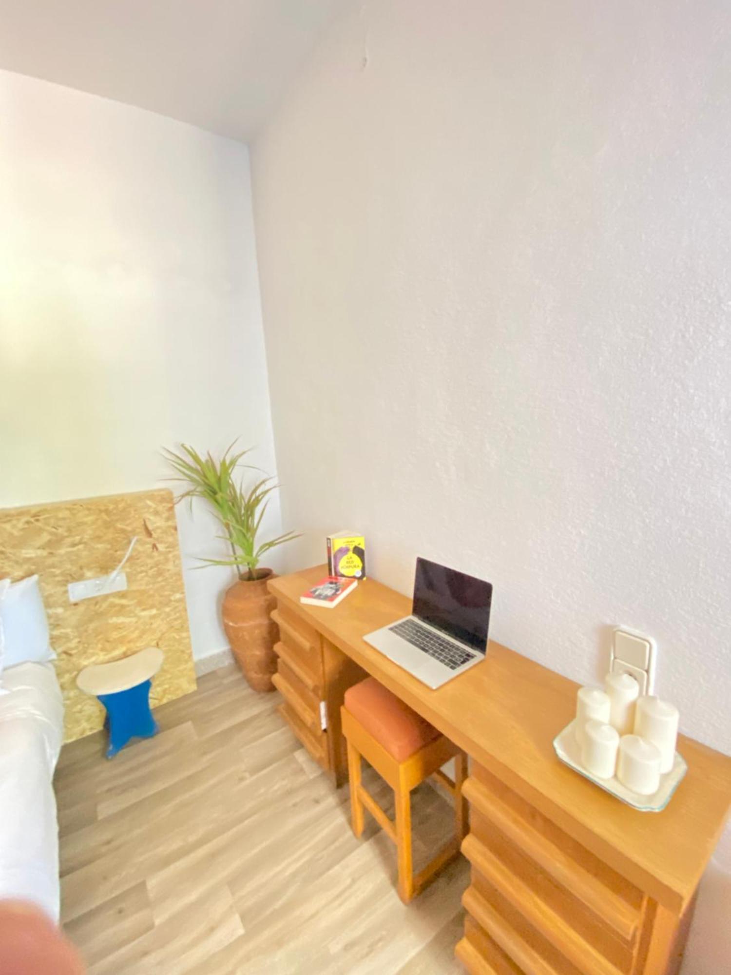 埃尔切Pink Lemon House住宿加早餐旅馆 外观 照片